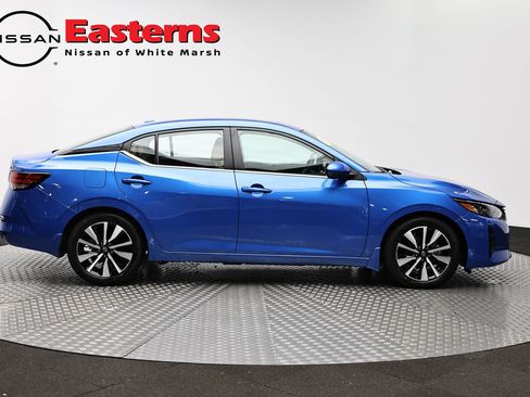 Used 2024 Nissan Sentra SV w/ SV Premium Package FWD image 4