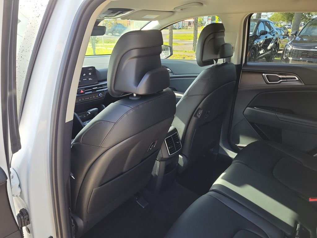 New 2026 Kia Sportage EX AWD/4WD image 17