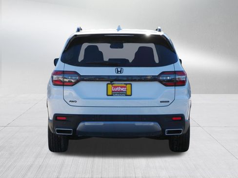 New 2026 Honda Pilot image 6