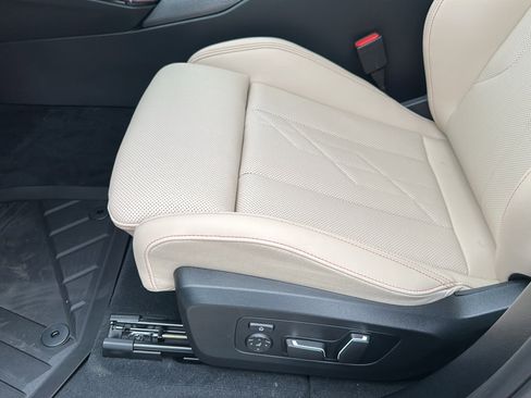 New 2026 BMW X3 xDrive30 w/ Premium Package AWD/4WD image 12