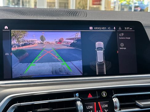 Used 2020 BMW X5 M50i w/ Premium Package image 22