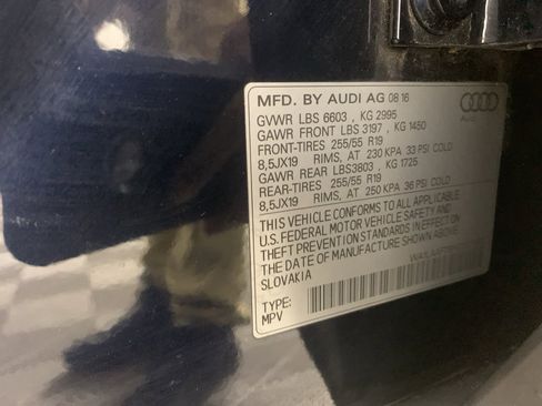 Used 2017 Audi Q7 3.0T Premium Plus image 13