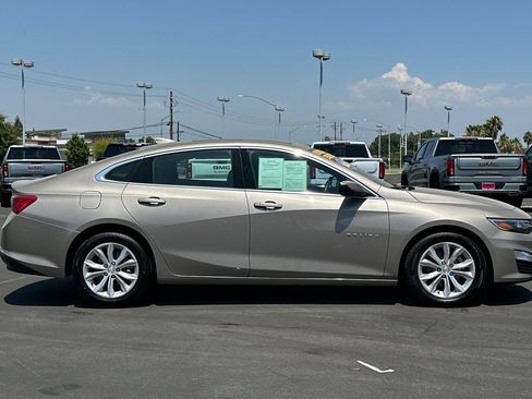 Used 2024 Chevrolet Malibu LT FWD image 3