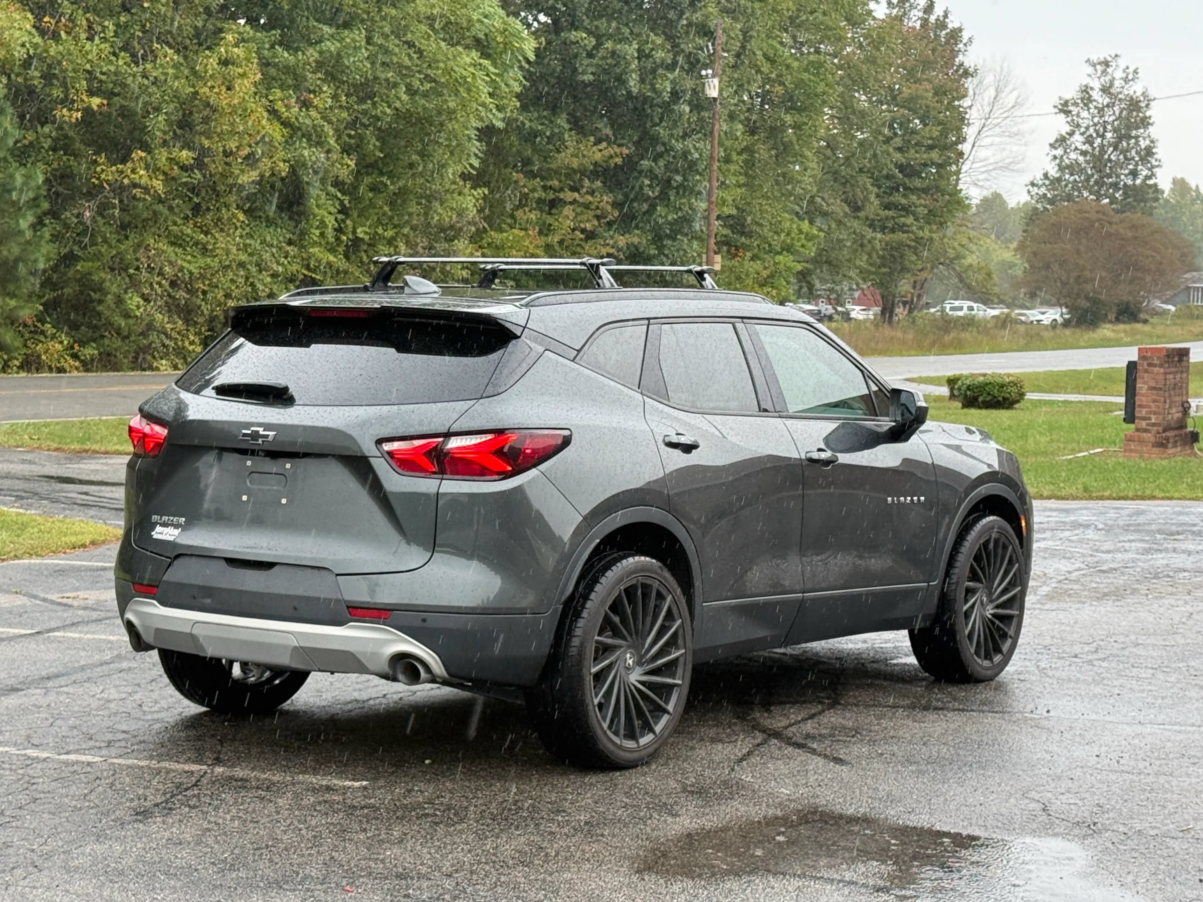 Used 2019 Chevrolet Blazer LT FWD image 3