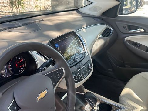Used 2024 Chevrolet Malibu LT image 29