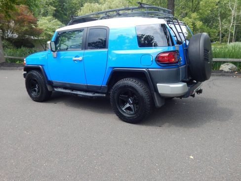 Used 2007 Toyota FJ Cruiser 4WD image 3