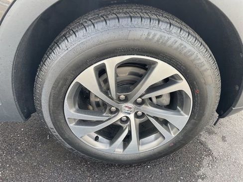 Used 2023 Buick Envision Essence FWD image 13