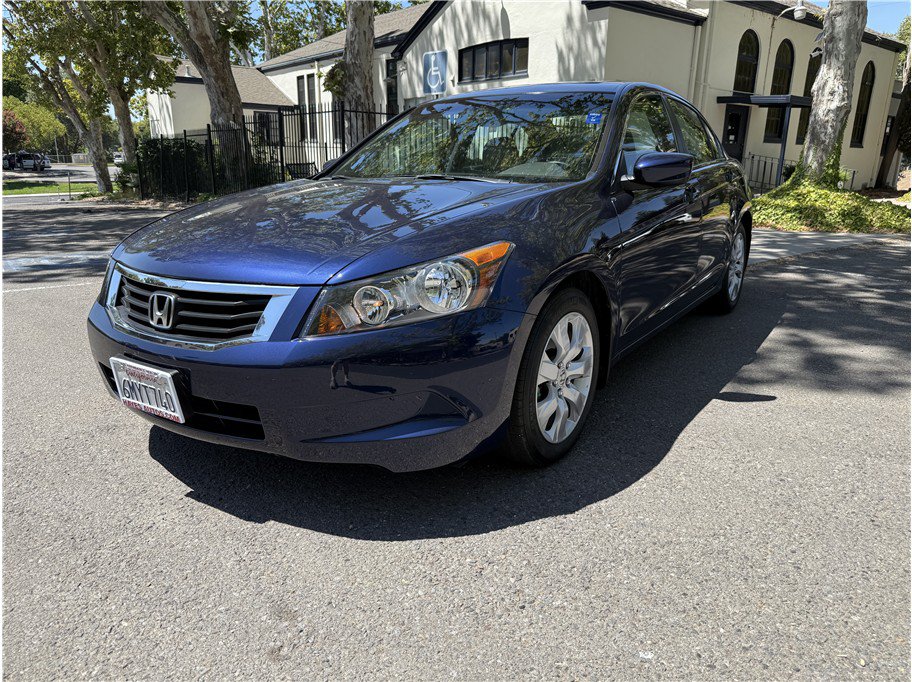 Used 2010 Honda Accord EX-L image 1