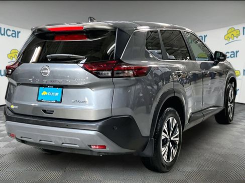 Used 2023 Nissan Rogue SV image 6