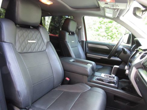 Certified 2021 Toyota Tundra Platinum AWD/4WD image 22