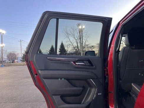 New 2026 GMC Yukon Elevation image 30