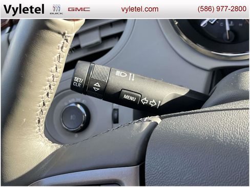 Used 2010 Buick LaCrosse CXL w/ Luxury Package image 26