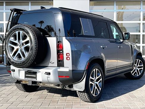 Used 2020 Land Rover Defender 110 First Edition AWD/4WD image 13