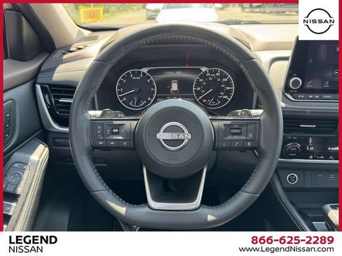 Certified 2023 Nissan Rogue SL AWD/4WD image 15