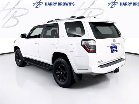 Used 2020 Toyota 4Runner SR5 Premium image 28