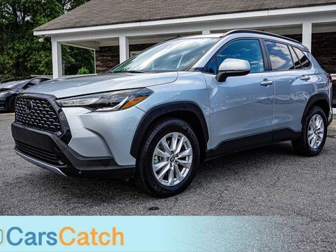 Used 2022 Toyota Corolla Cross LE image 12