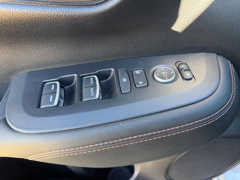 Certified 2024 Honda HR-V Sport image 17