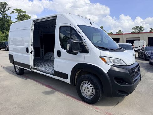 Used 2023 RAM ProMaster 2500 FWD image 10