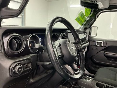 Used 2021 Jeep Wrangler Unlimited Sport image 15