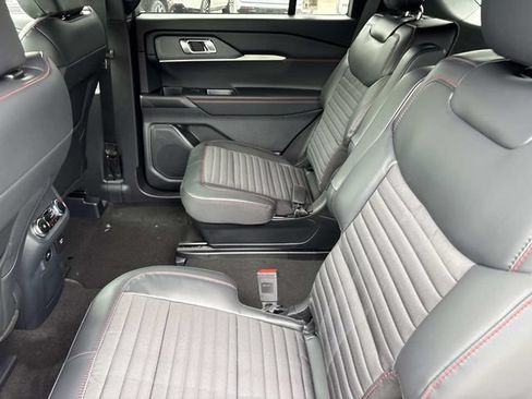 New 2026 Ford Explorer ST-Line AWD/4WD image 19