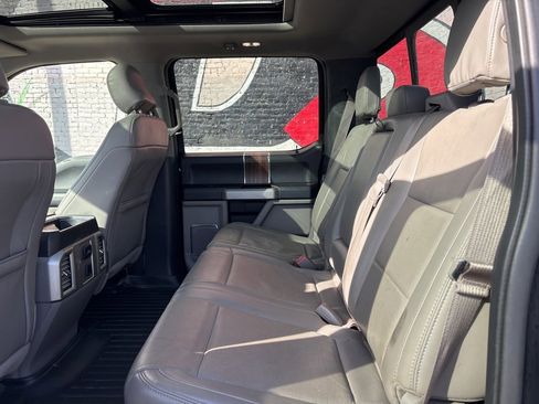 Used 2016 Ford F150 Lariat image 21