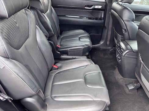 Used 2023 Hyundai Palisade Calligraphy w/ Cargo Package FWD image 11