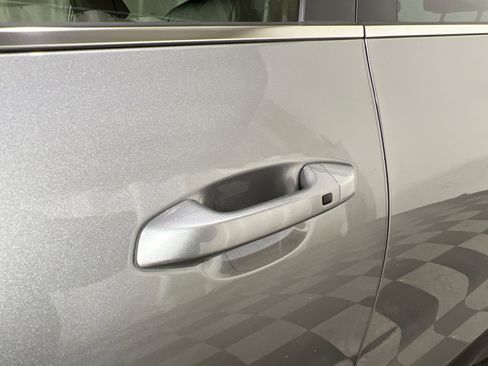 Used 2025 Kia Seltos EX image 15