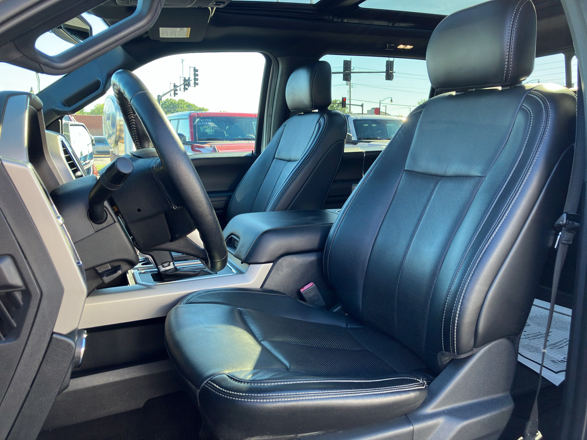 Used 2020 Ford F150 Lariat AWD/4WD image 33