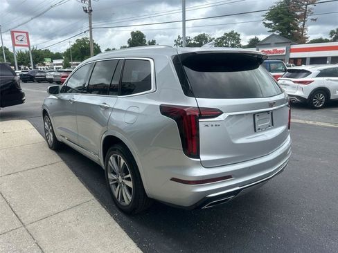 Used 2020 Cadillac XT6 Premium Luxury FWD image 5
