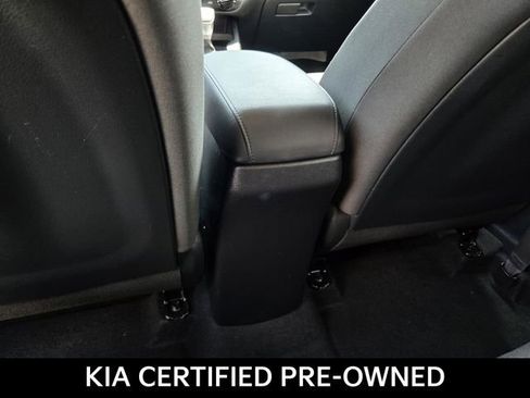 Certified 2025 Kia Soul LX w/ LX Technology Package FWD image 14