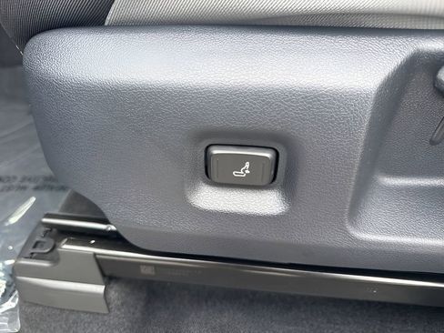 Used 2026 Toyota Tacoma TRD Sport RWD image 10