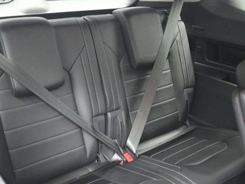 Used 2019 Volkswagen Atlas SEL Premium AWD/4WD image 17