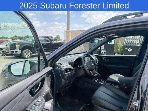 Used 2025 Subaru Forester Limited AWD/4WD image 11
