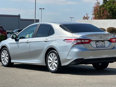 Certified 2018 Toyota Camry LE FWD image 7