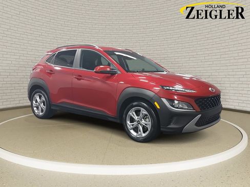 Certified 2023 Hyundai Kona SEL w/ Cargo Package AWD/4WD image 3