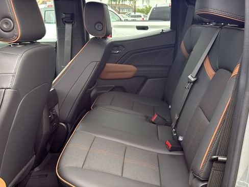 Used 2023 GMC Canyon AT4 w/ Canyon Safety Plus Package AWD/4WD image 14