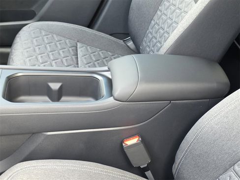 New 2026 Nissan Kicks SV image 9