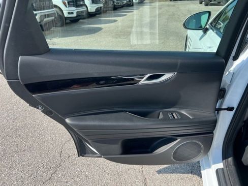 Used 2023 Genesis G80 2.5T image 18