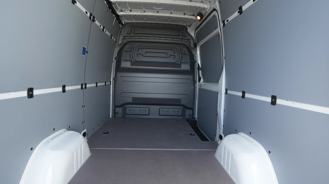 New 2026 Mercedes-Benz Sprinter 2500 image 16