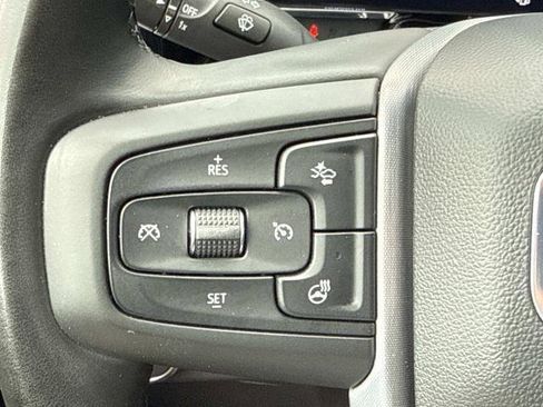 Used 2025 GMC Sierra 1500 SLT AWD/4WD image 10