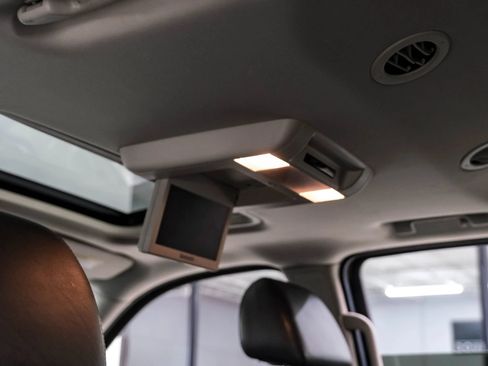 Used 2008 Cadillac Escalade AWD image 39