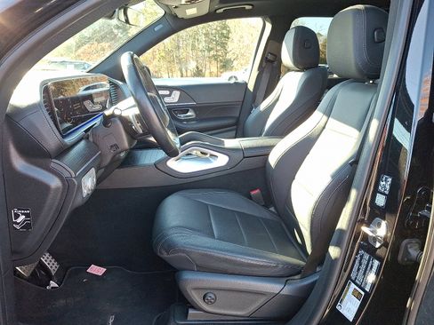 Certified 2025 Mercedes-Benz GLS 450 4MATIC image 14