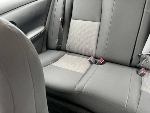 Used 2025 Nissan Sentra SV FWD image 34
