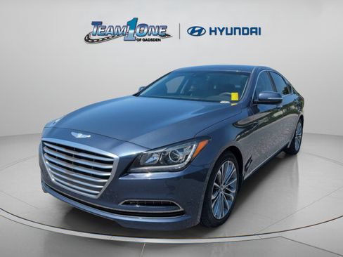 Used 2015 Hyundai Genesis 3.8 RWD image 4