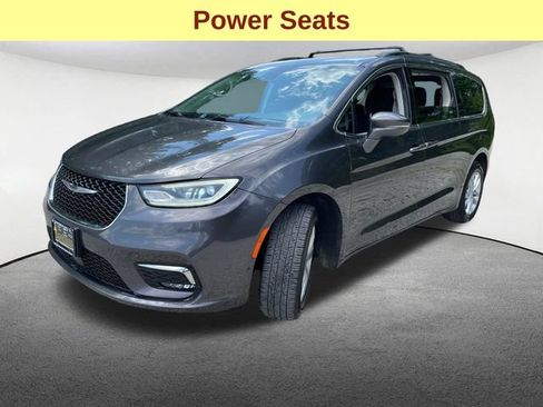 Used 2021 Chrysler Pacifica Touring w/ Cold Weather Group AWD/4WD image 5