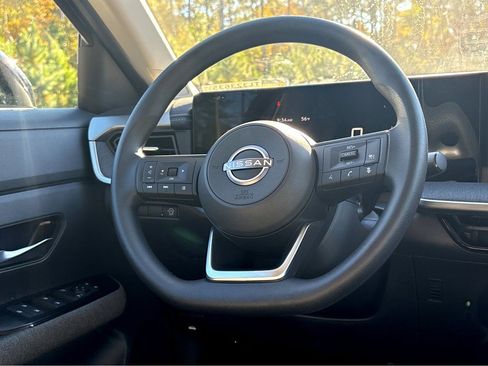 New 2026 Nissan Kicks SV w/ SV Premium Package image 16