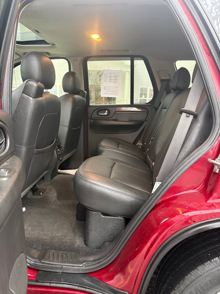Used 2008 GMC Envoy Denali AWD/4WD image 10