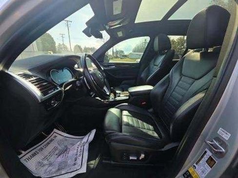 Used 2018 BMW X3 M40i image 5