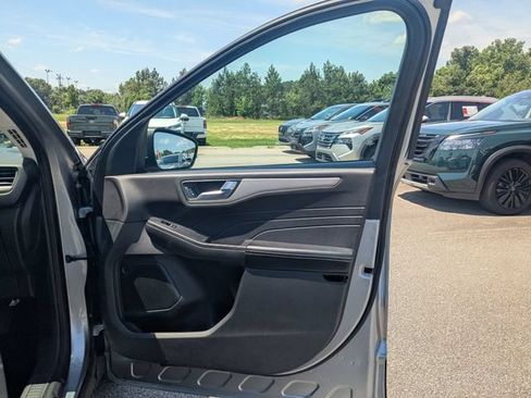 Used 2021 Ford Escape SE w/ Convenience Package AWD/4WD image 31