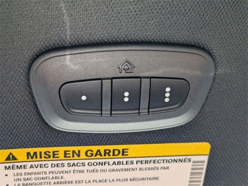 Used 2021 Chrysler Pacifica Touring w/ S Appearance Package image 26